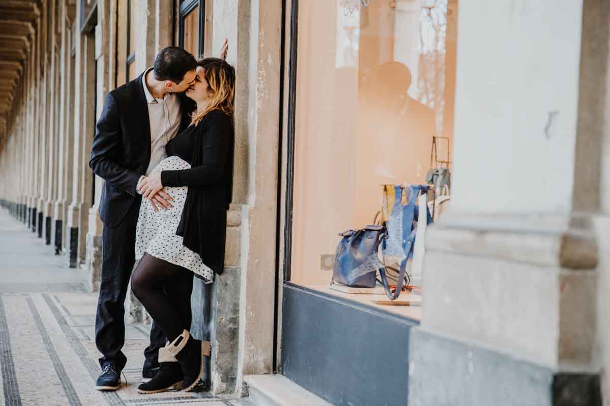 shooting grossesse paris louvre