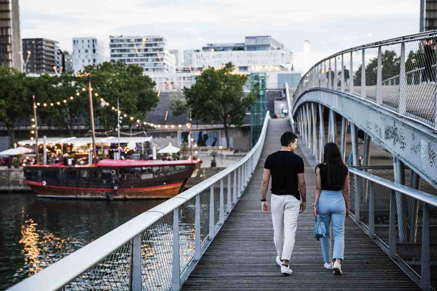 séance couple engagement Paris