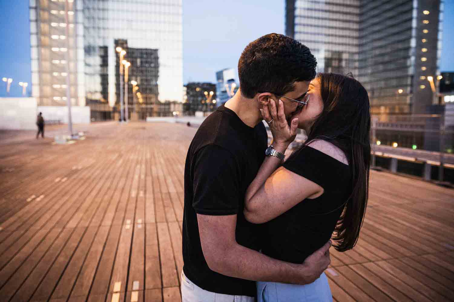 séance couple engagement Paris